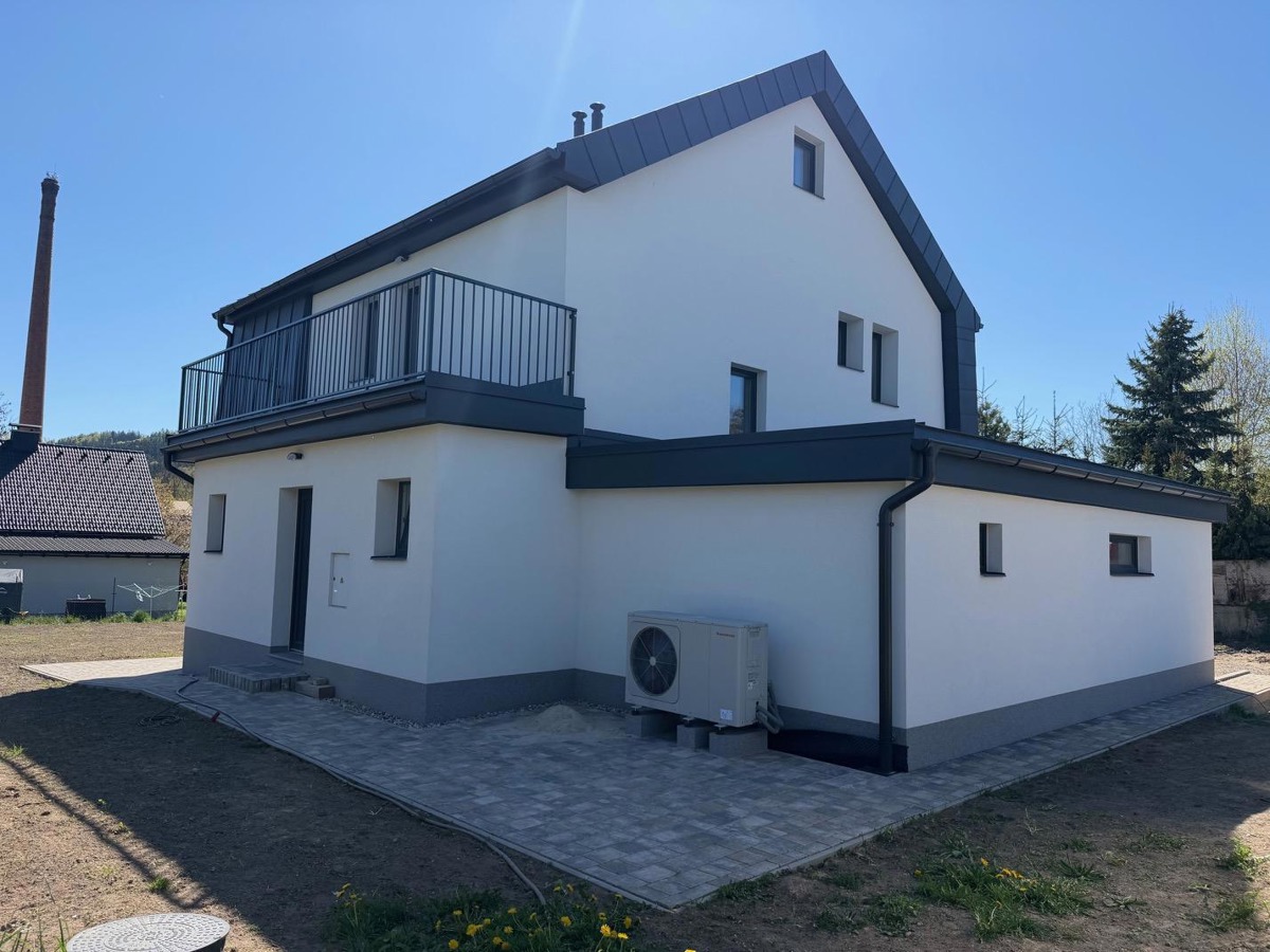 Fotografie 2 - Prodej domu · Rodinný · 230 m² · 5 pokojů