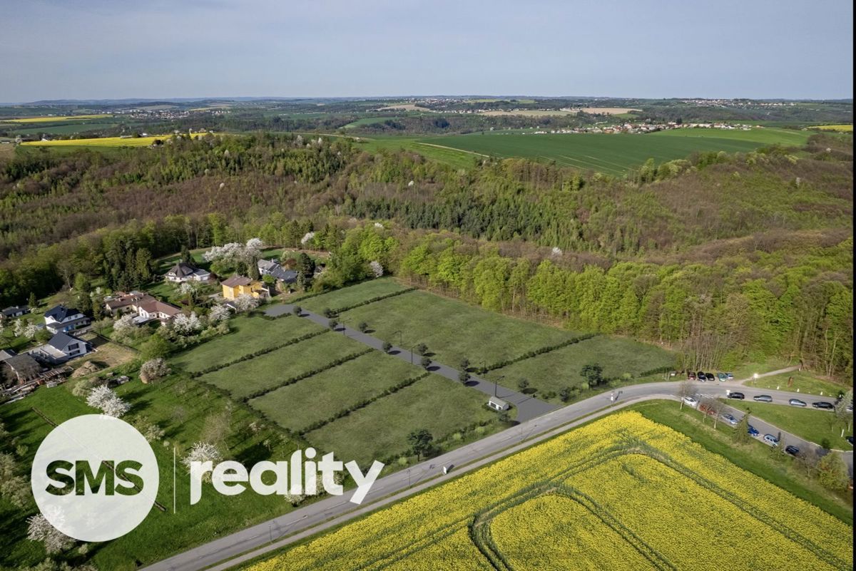 Fotografie 3 - Prodej pozemku · Bydlení · 1 698 m²