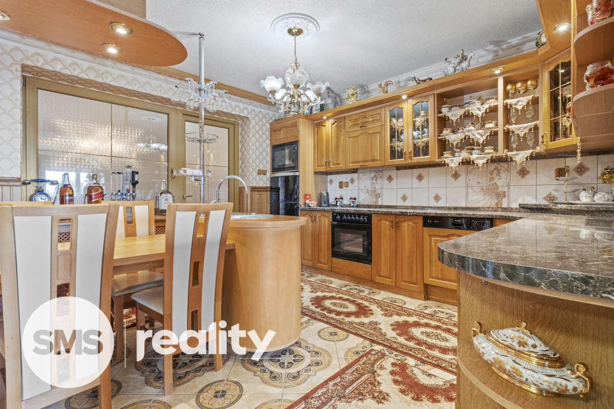 Fotografie 3 - Prodej domu · Rodinný · 220 m²