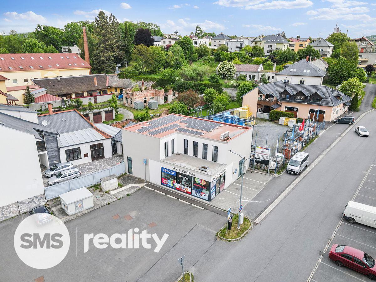 Commercial property for rent · 300 m²