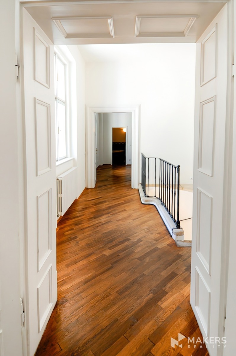 Fotografie 2 - Pronájem bytu · 4+kk · 178 m²