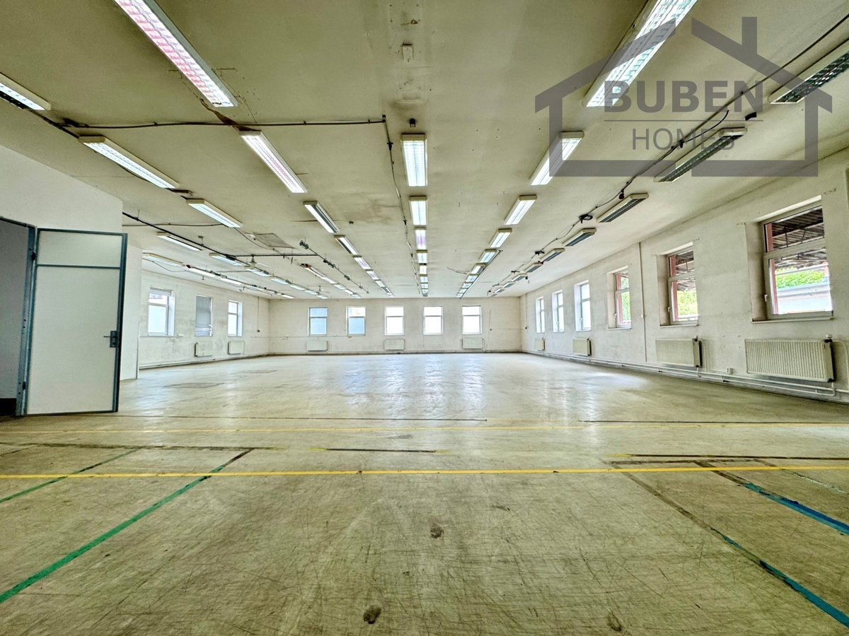 Fotografie 3 - Pronájem komerční nemovitosti · Výrobní haly · 960 m²
