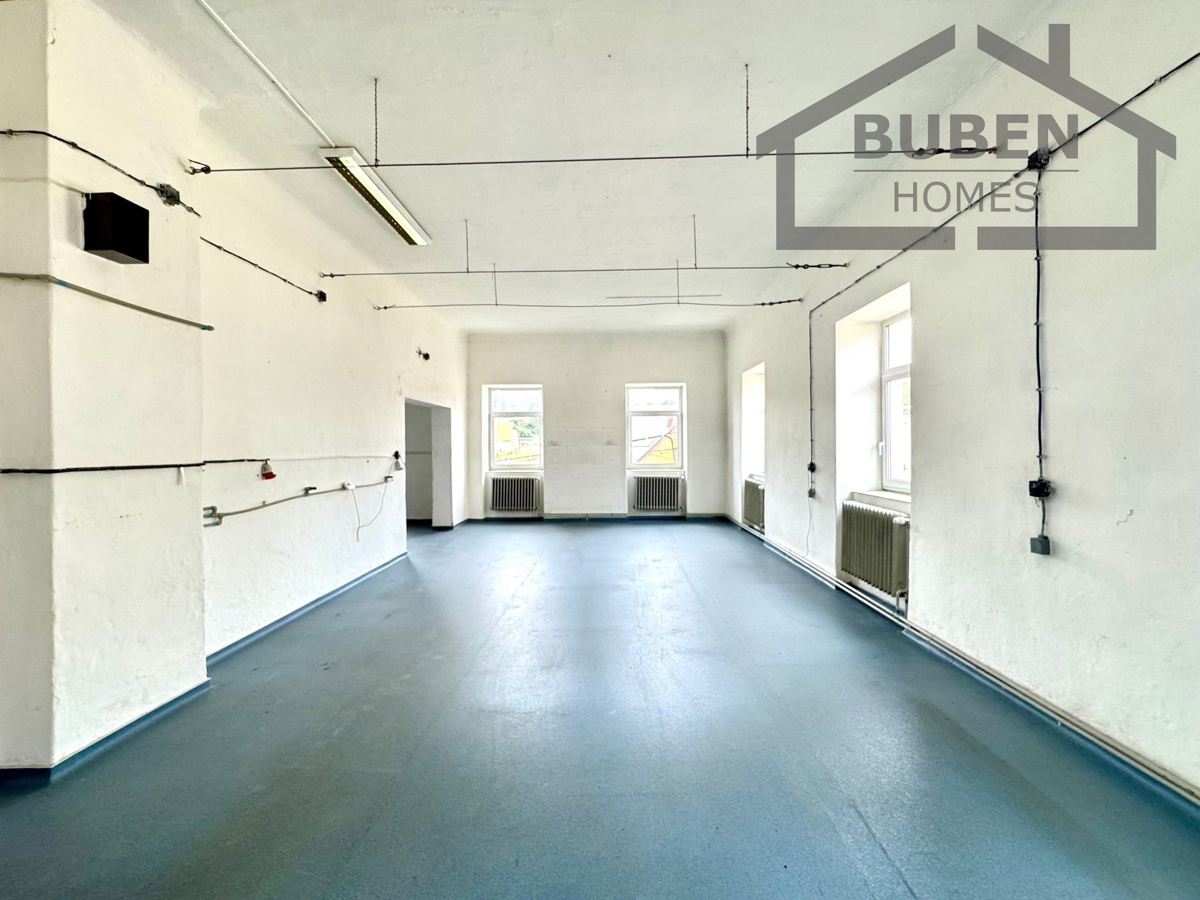 Fotografie 2 - Pronájem komerční nemovitosti · Výrobní haly · 960 m²
