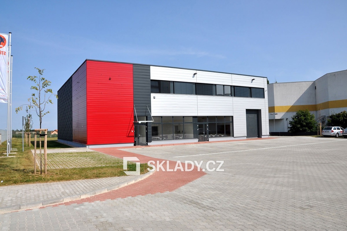 Оренда комерційної нерухомості · 1 650 m²