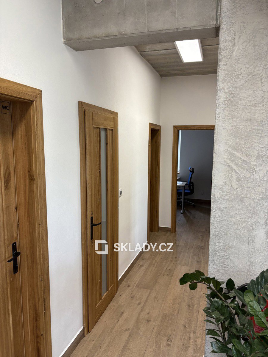 Фото 3/12
