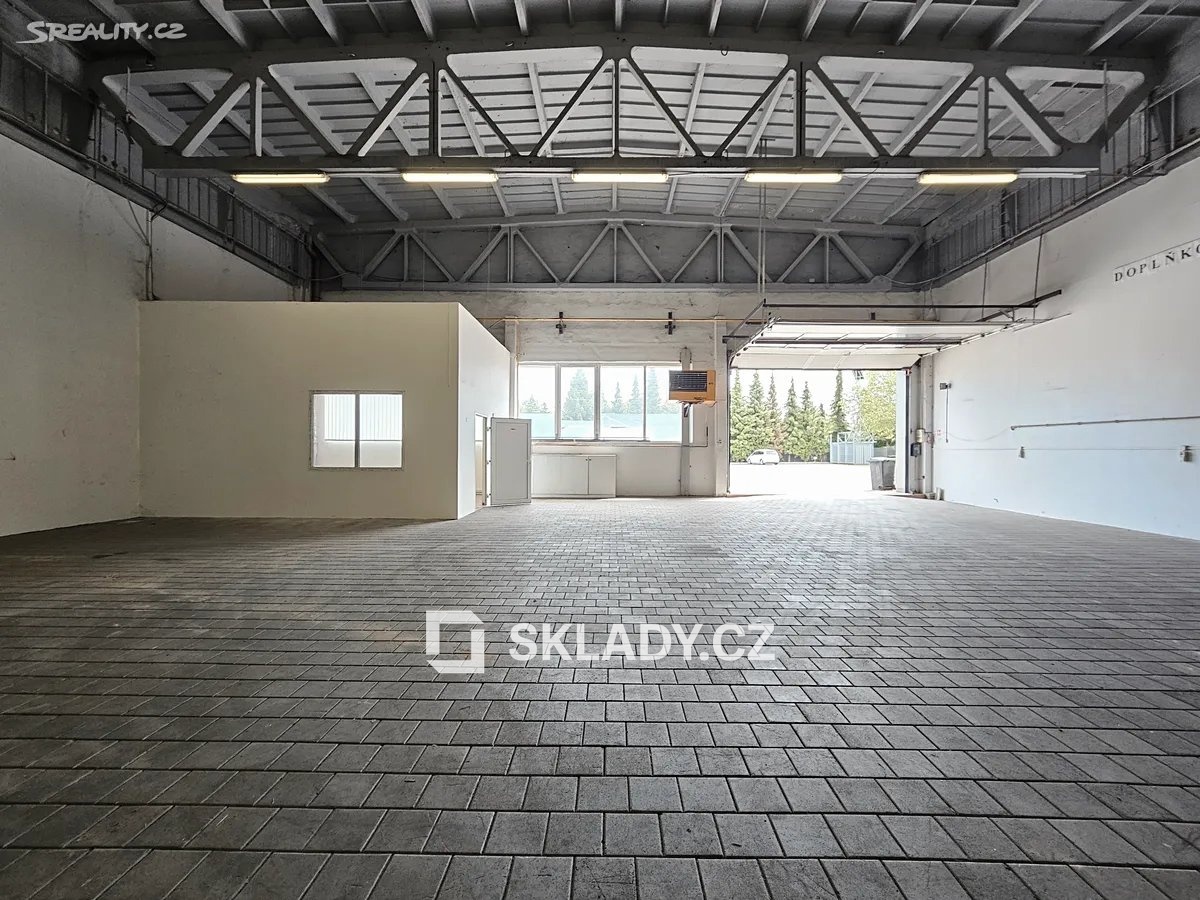 Аренда коммерческой недвижимости · 1 463 m²