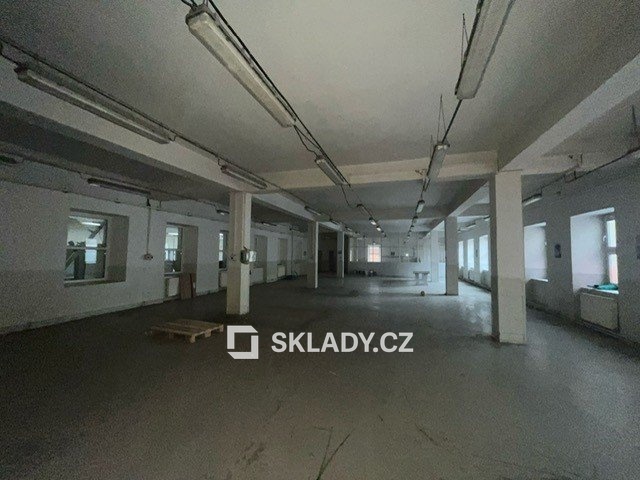 Оренда комерційної нерухомості · 300 m²