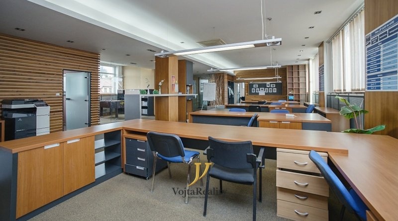 Bất động sản thương mại cho thuê · Văn phòng · 180 m²