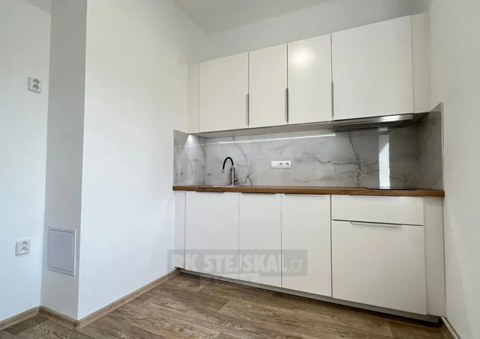Căn hộ cho thuê · 2+1 · 61 m²
