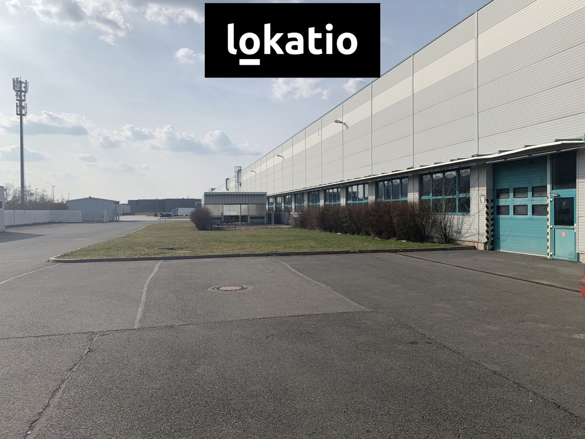 Commercial property for rent · Warehouse · 16 000 m²