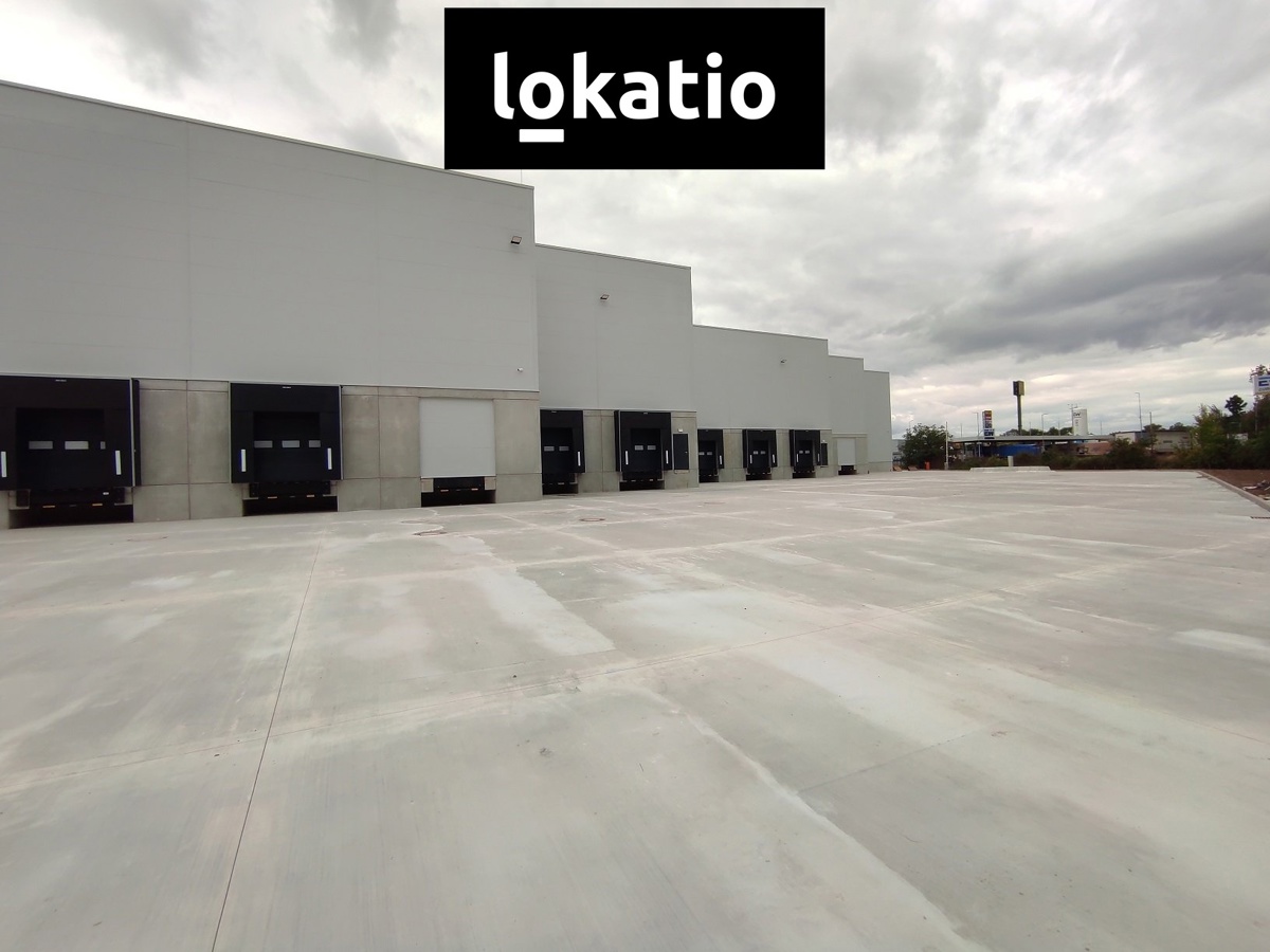 Pronájem komerční nemovitosti · Sklad · 1 895 m²