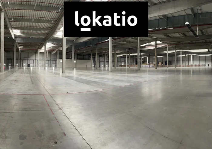 Commercial property for rent · Warehouse · 3 000 m²
