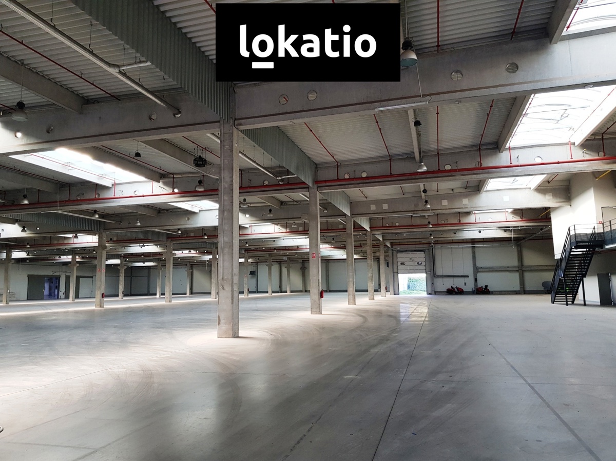 Bất động sản thương mại cho thuê · 16 657 m²