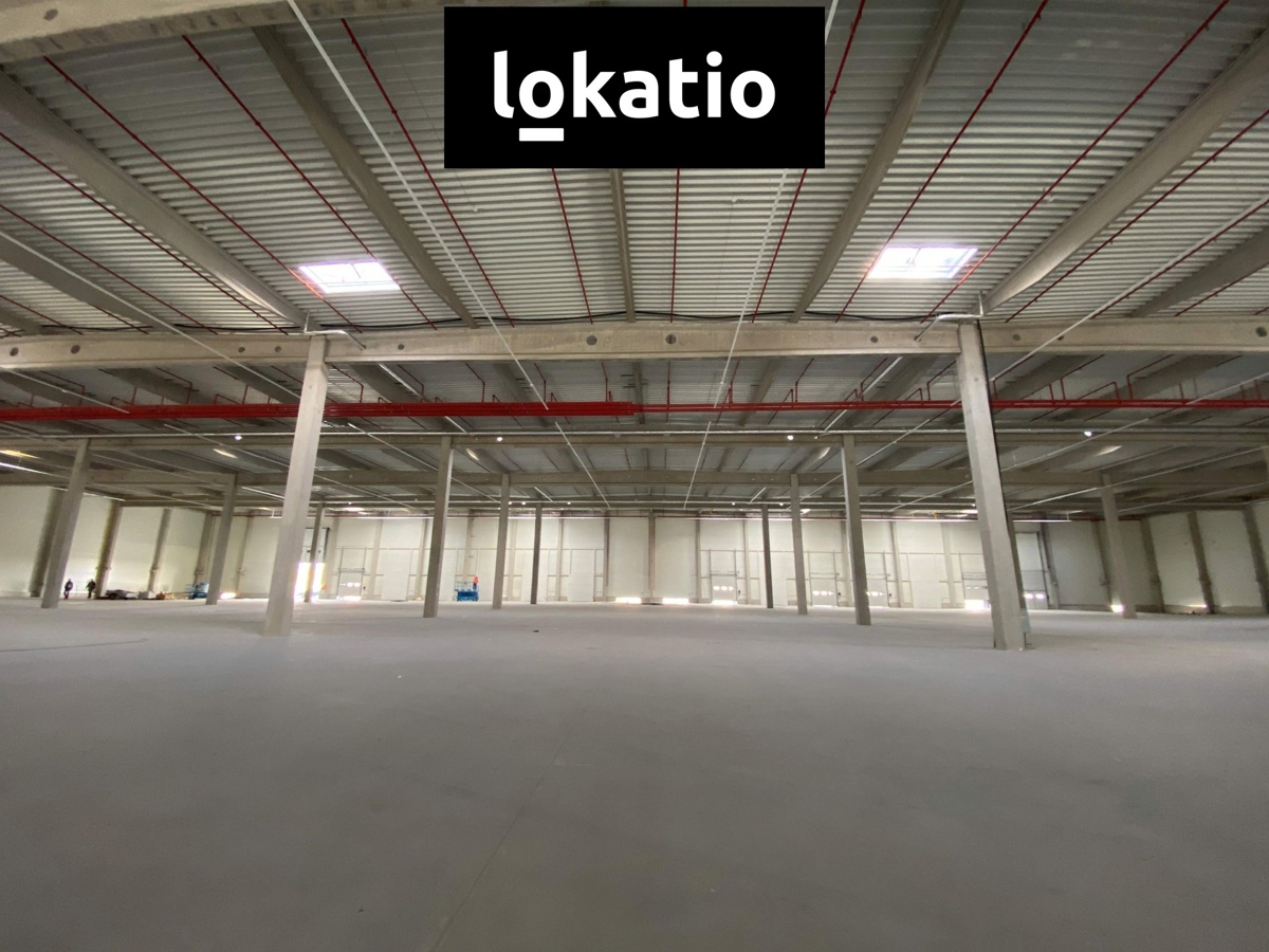 Bất động sản thương mại cho thuê · 4 690 m²