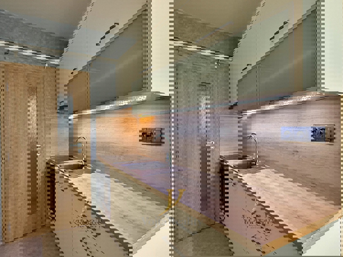 Pronájem bytu · 3+1 · 75 m²