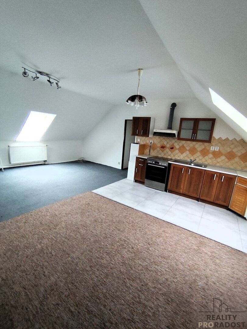 Pronájem bytu · 4+kk · 103 m²