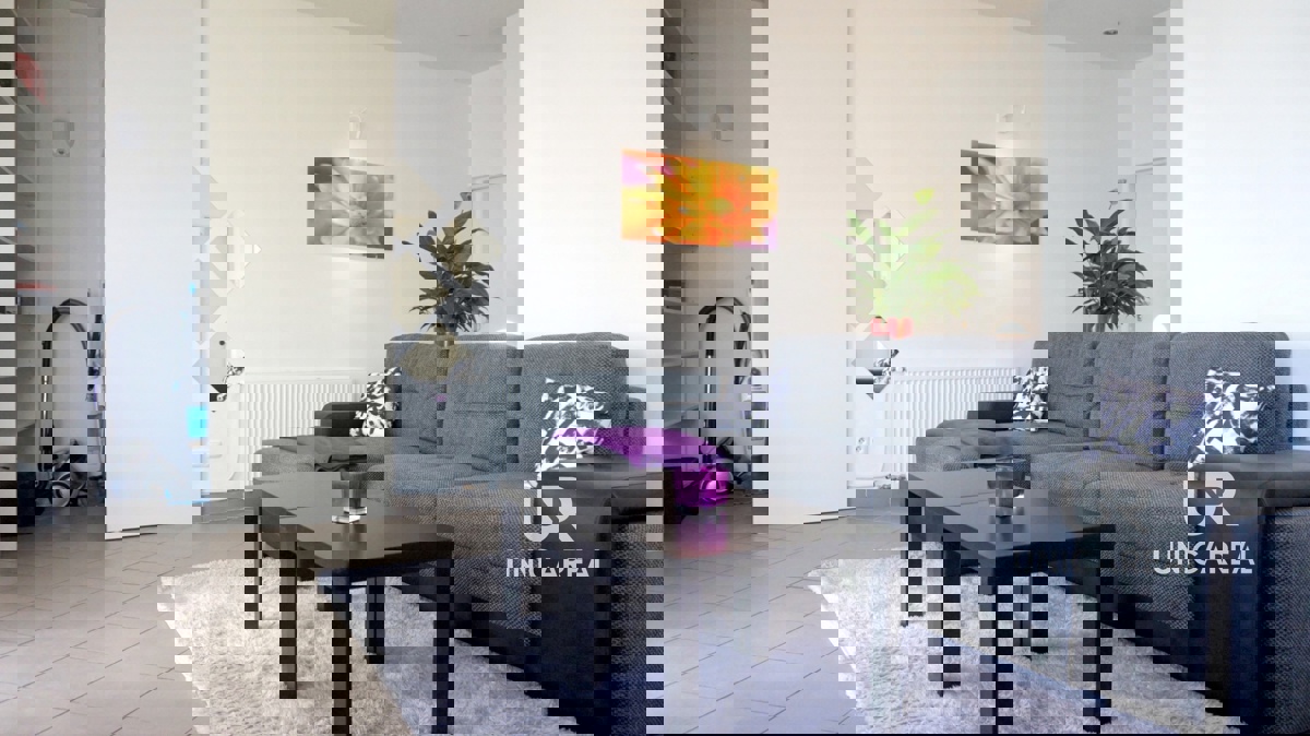 Pronájem bytu · 1+kk · 33 m²