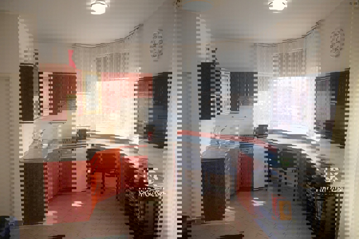 Pronájem bytu · 1+kk · 33 m²