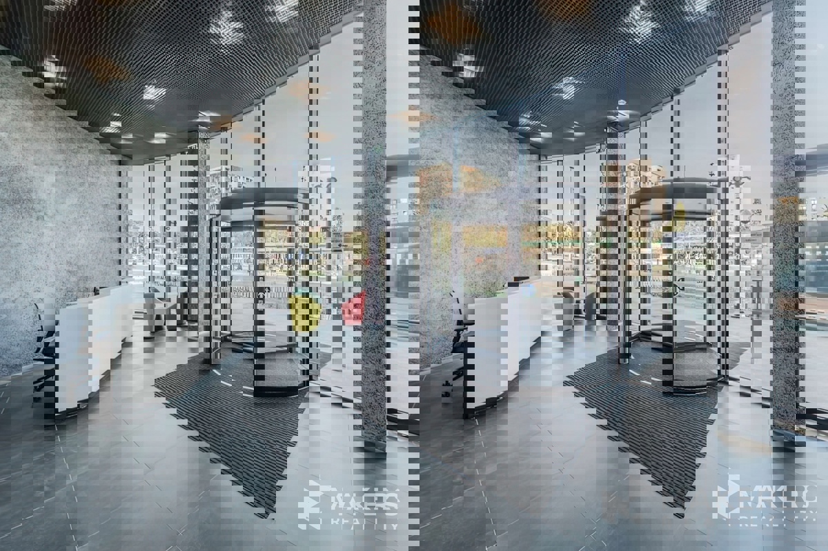 Commercial property for rent · Office · 188 m²