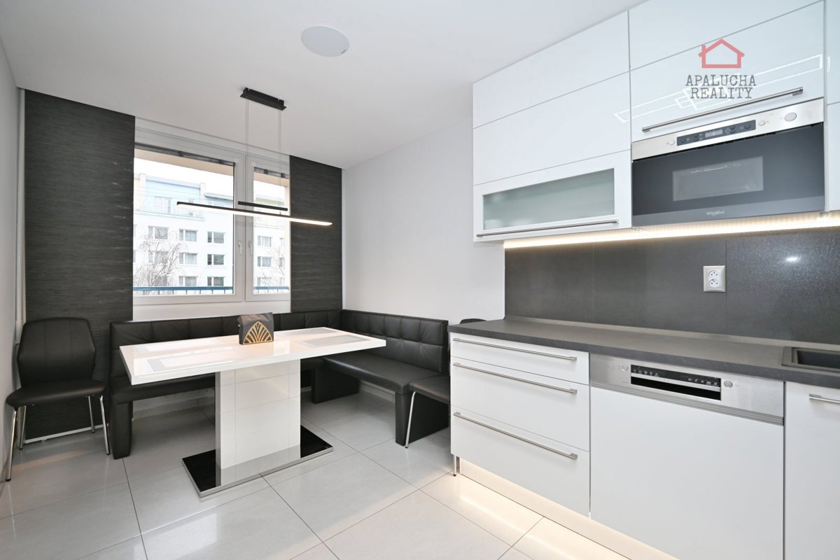 Pronájem bytu · 3+1 · 72 m²