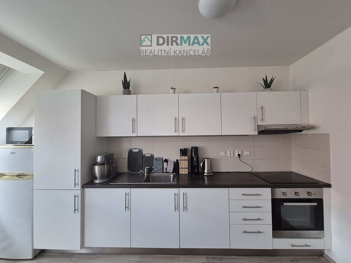 Pronájem bytu · 2+kk · 43 m²