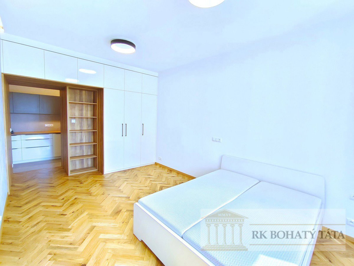 Фото 24/49