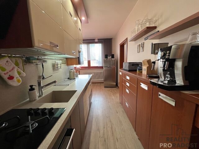 Фото 3/12