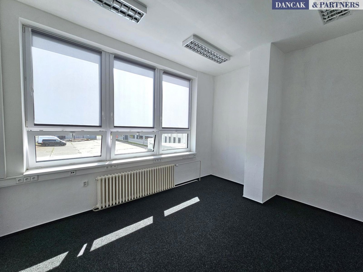 Fotografie 4 - Pronájem komerční nemovitosti · Kancelář · 16 m²