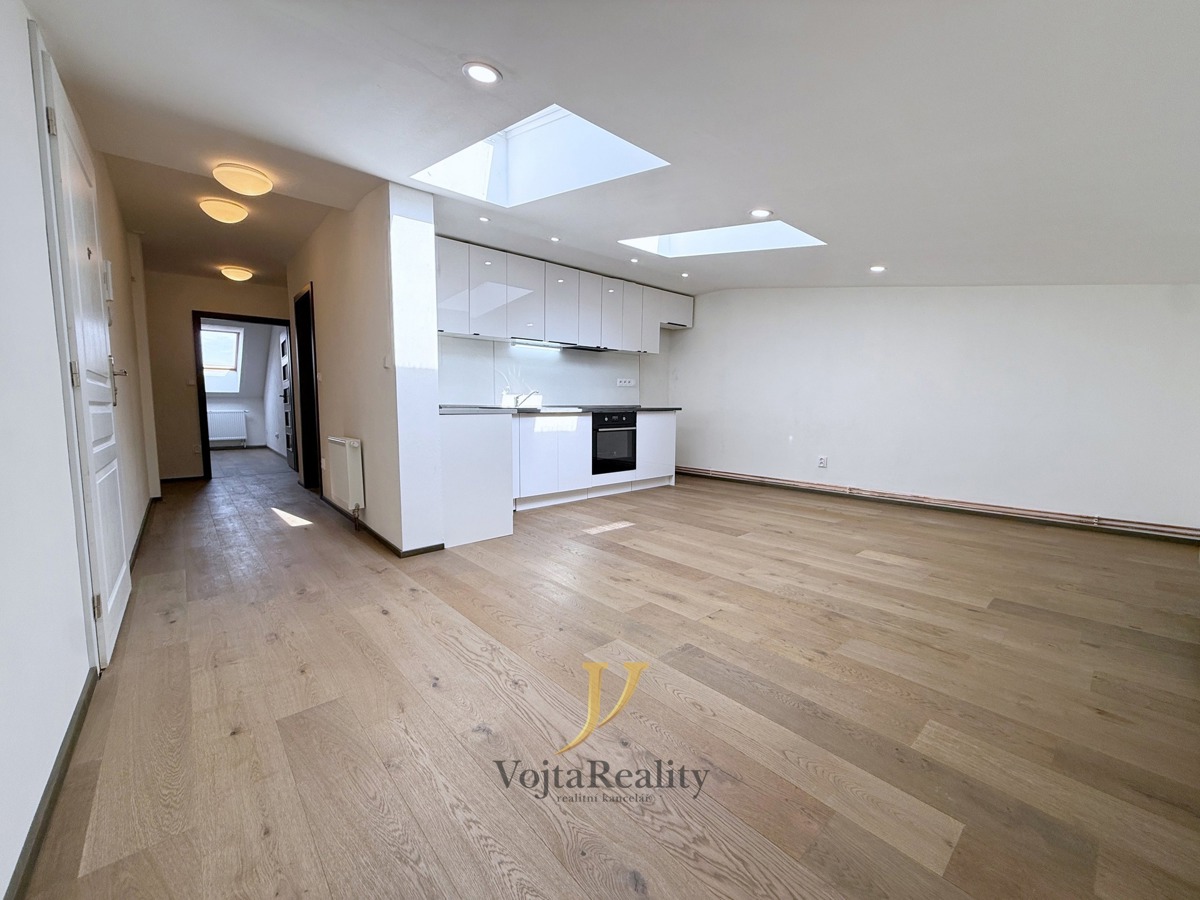 Аренда квартиры · 3+kk · 82 m²