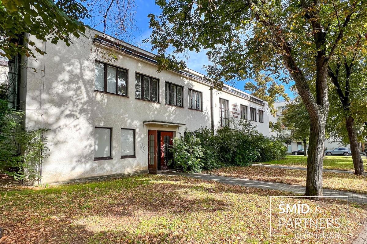 Commercial property for rent · 300 m²