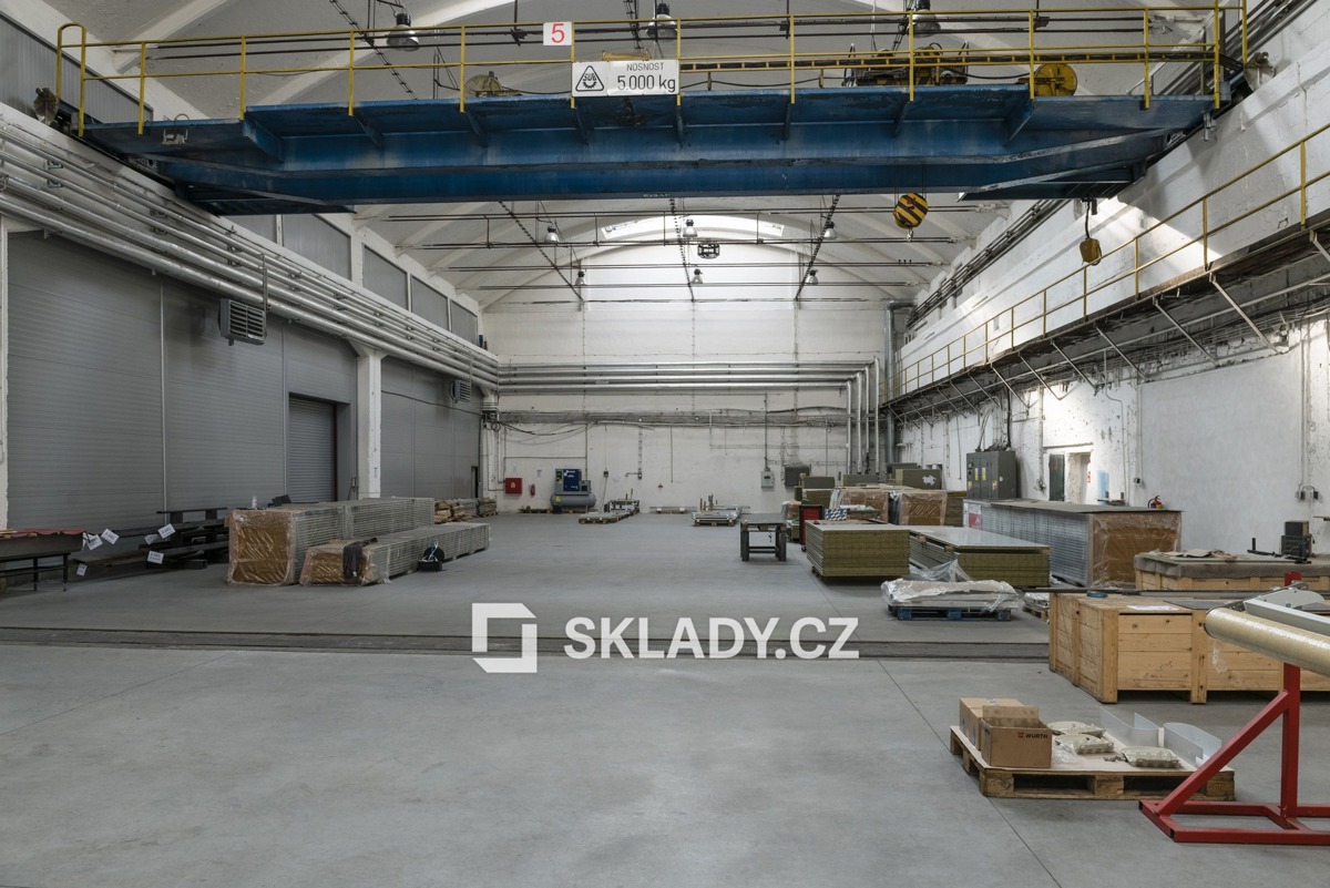 Bất động sản thương mại cho thuê · 1 000 m²