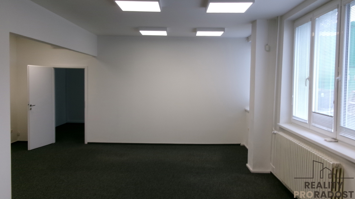 Оренда комерційної нерухомості · Офіс · 75 m²