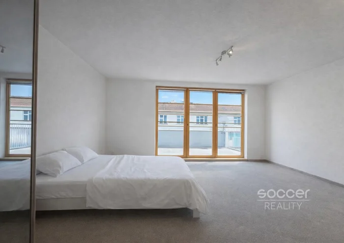 Аренда квартиры · 1+kk · 38 m²