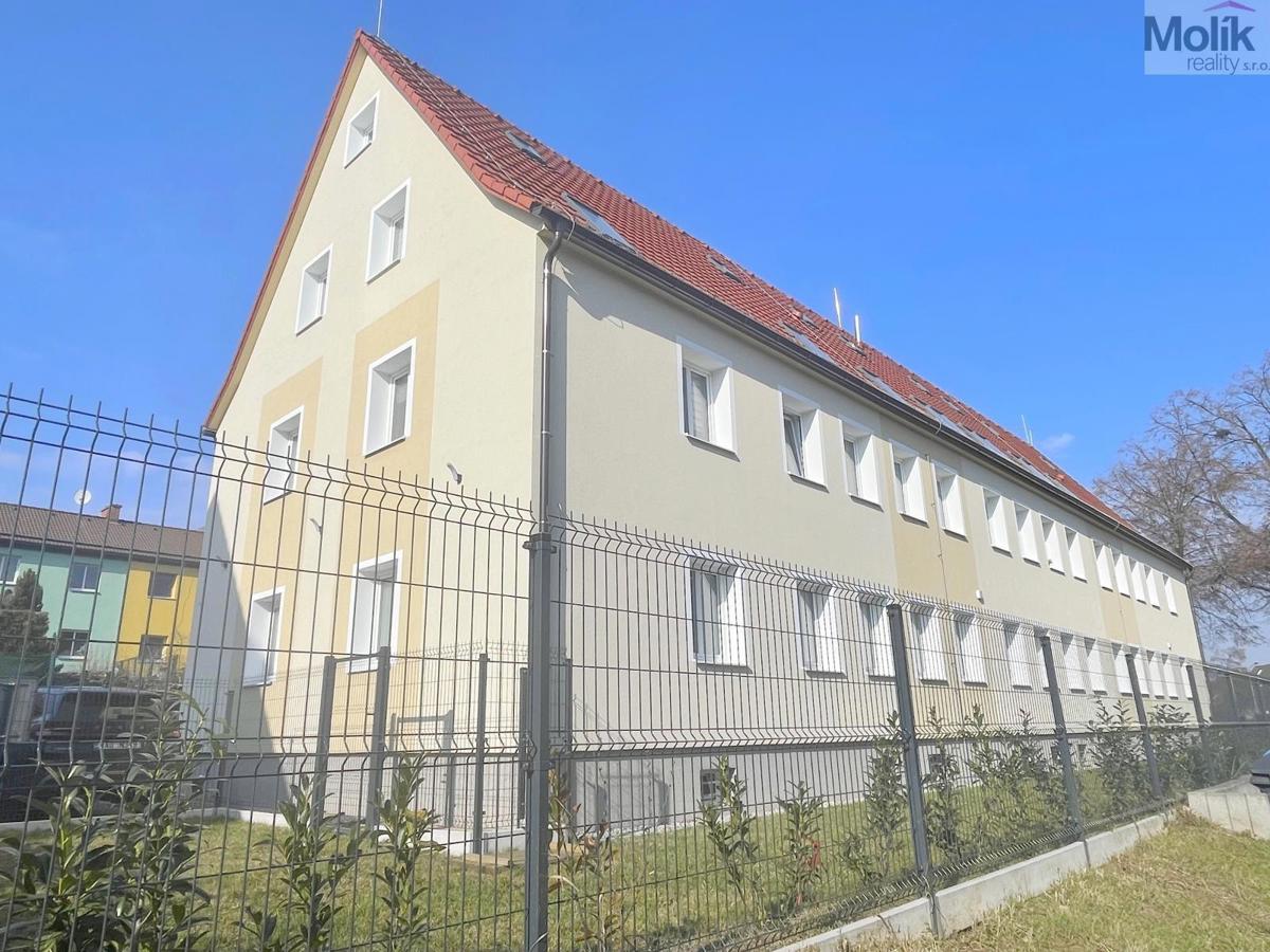 Pronájem bytu · 2+kk · 45 m²
