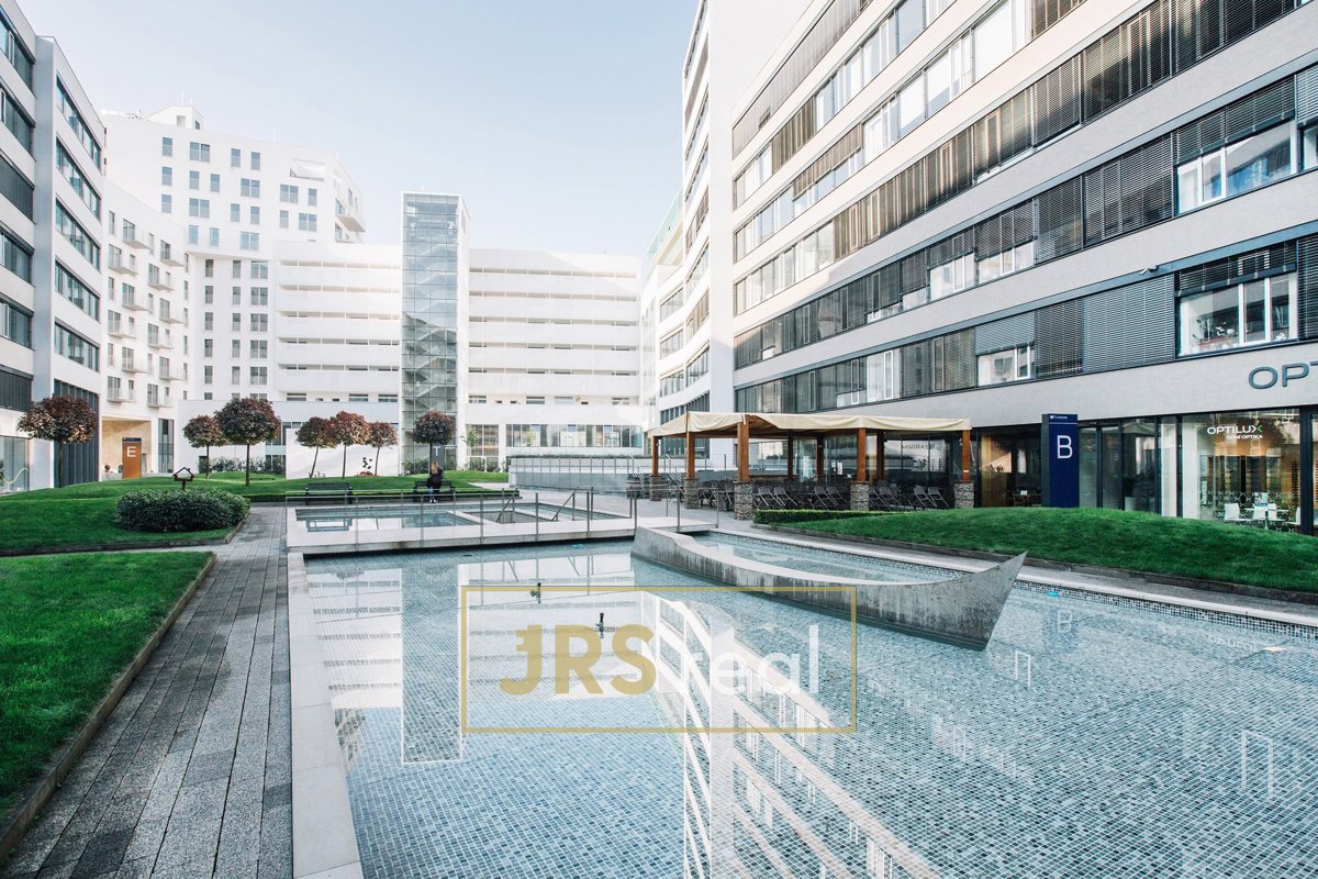 Фото 1/14