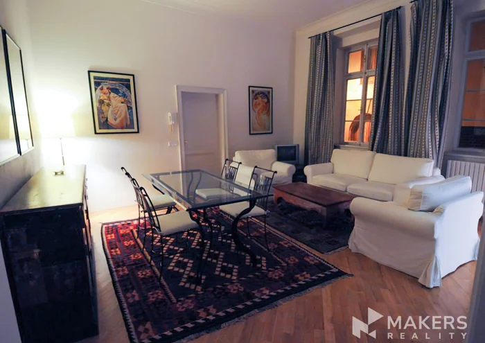 Căn hộ cho thuê · 2+kk · 73 m²