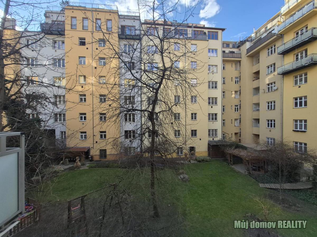 Pronájem bytu · 1+1 · 40 m²