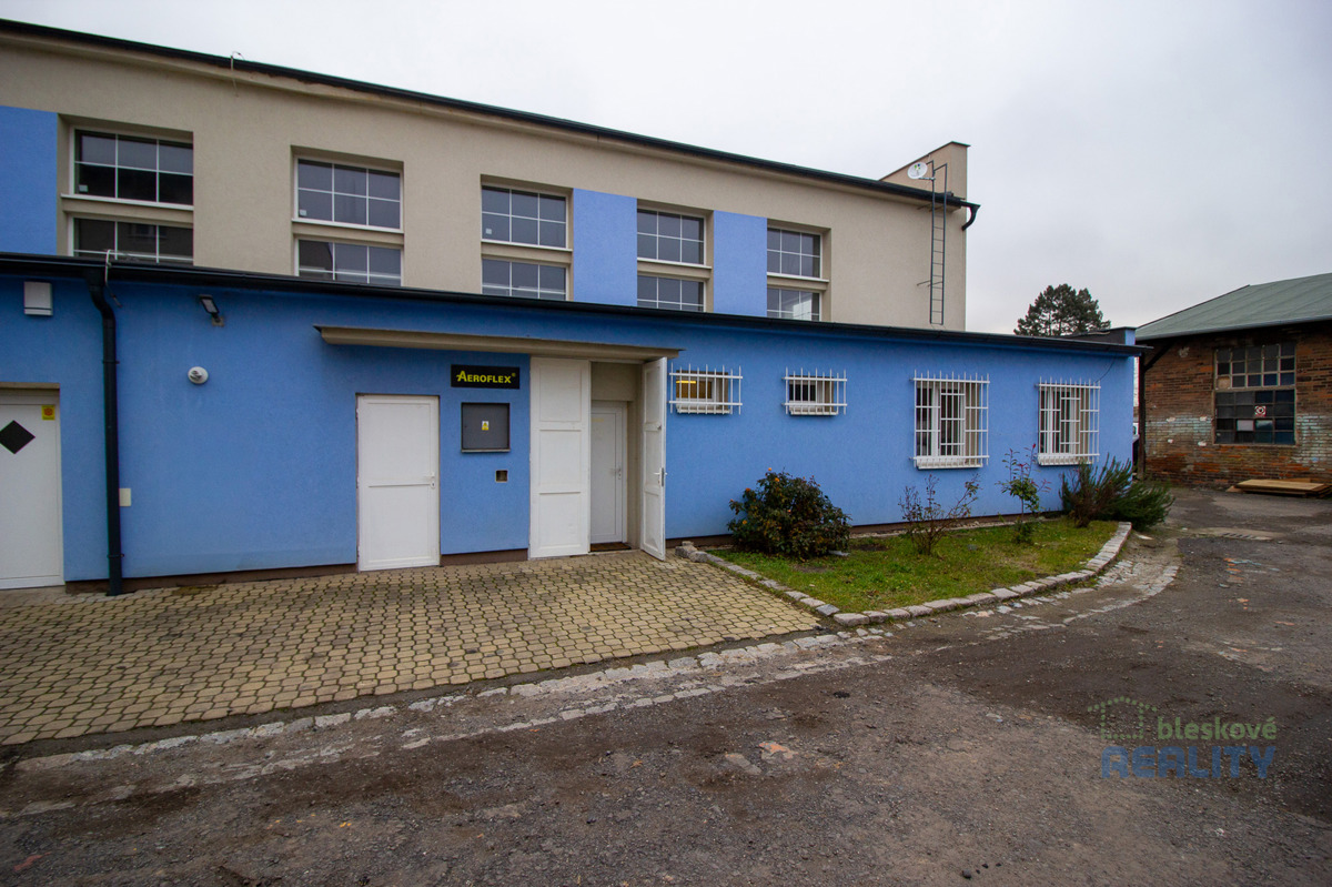 Commercial property for rent · 543 m²