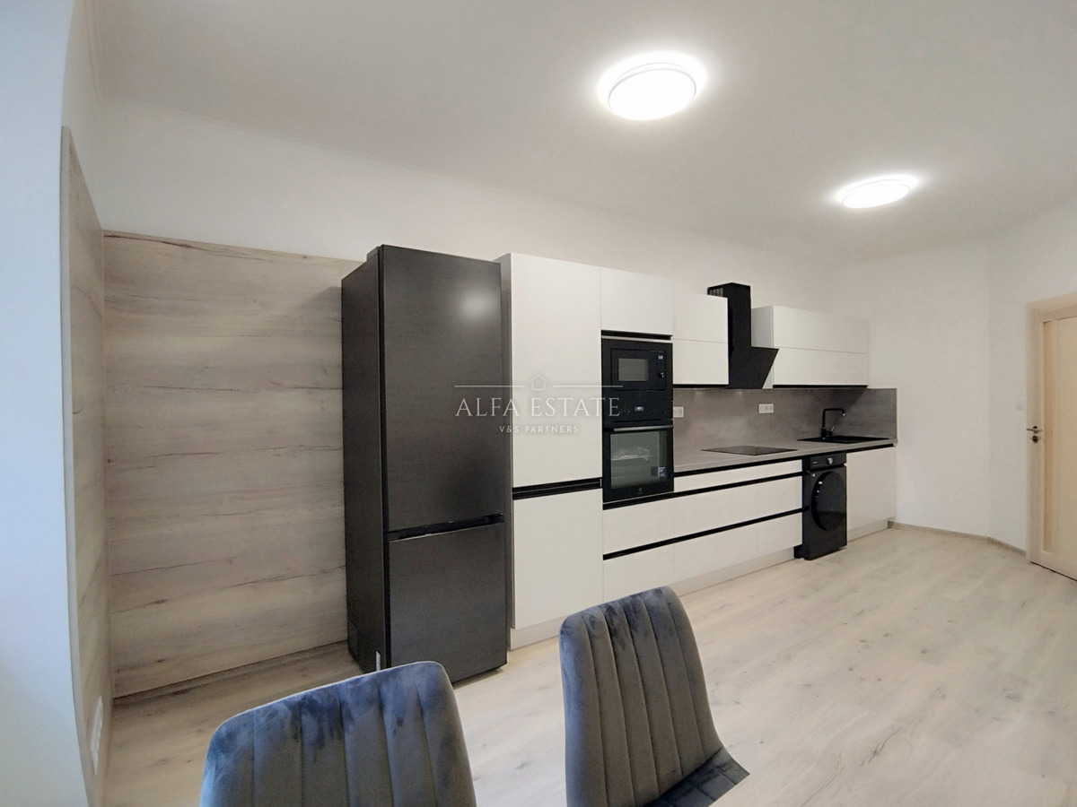 Продаж квартири · 3+kk · 91 m²