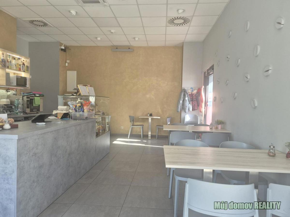 Bất động sản thương mại cho thuê · 55 m²