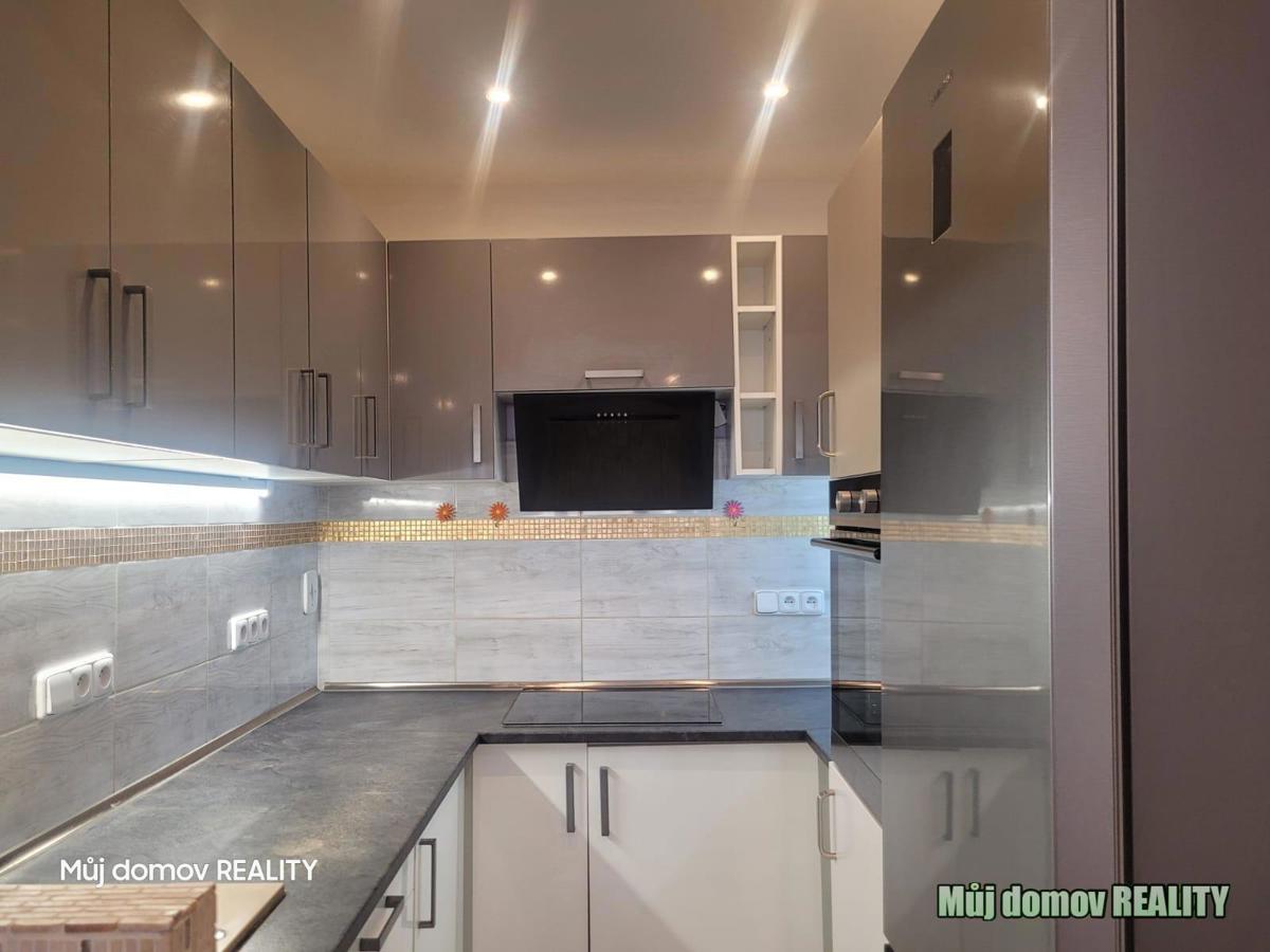 Pronájem bytu · 2+kk · 44 m²