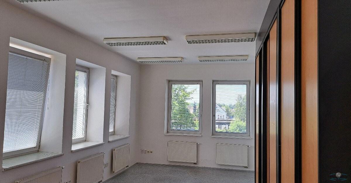 Fotografie 2 - Pronájem komerční nemovitosti · Kancelář · 55 m²