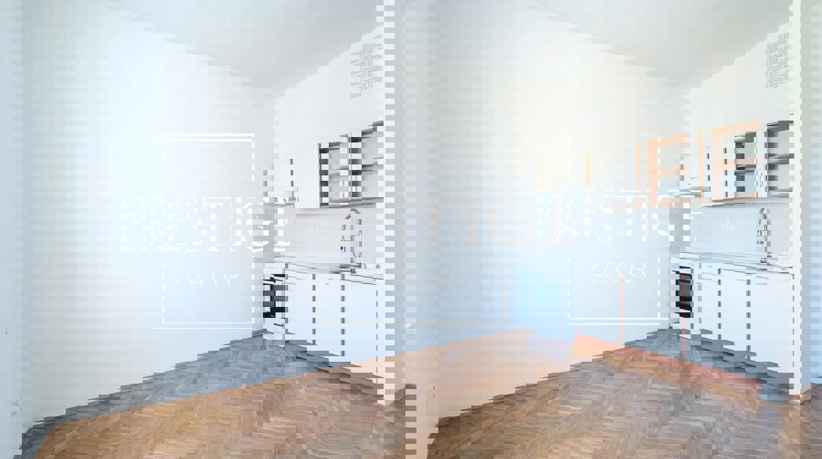 Pronájem bytu · 2+kk · 42 m²