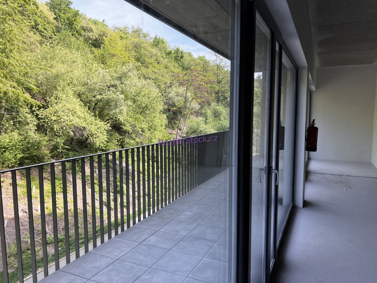 Pronájem komerční nemovitosti · 236 m²