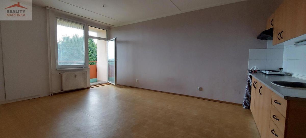 Pronájem bytu · 1+kk · 37 m²