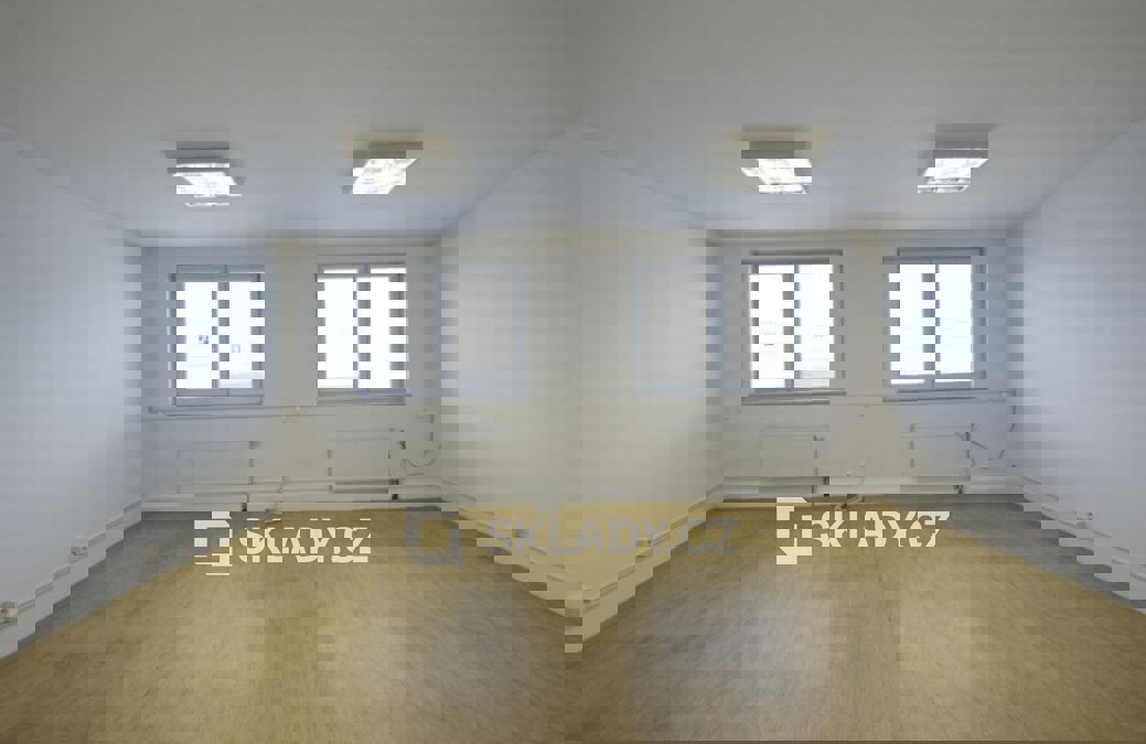 Bất động sản thương mại cho thuê · 206 m²