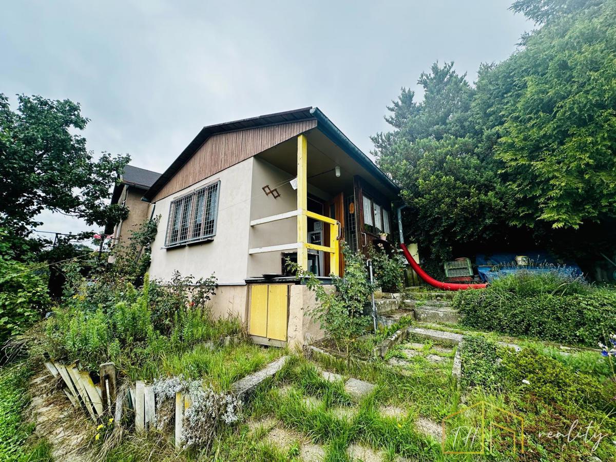 Продаж ділянки · Сад · 970 m²