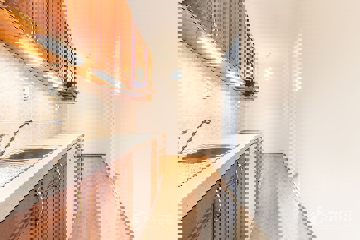 Pronájem bytu · 2+kk · 56 m²