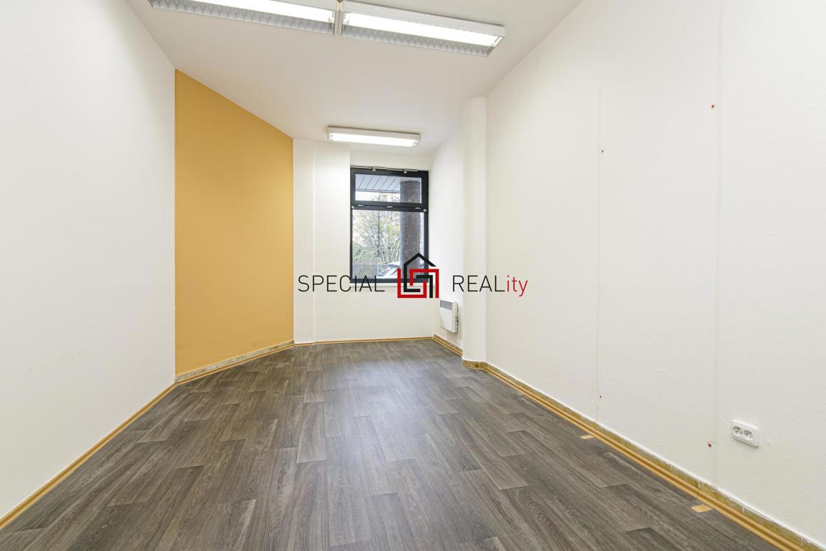 Bất động sản thương mại đang được rao bán · Văn phòng · 61 m²