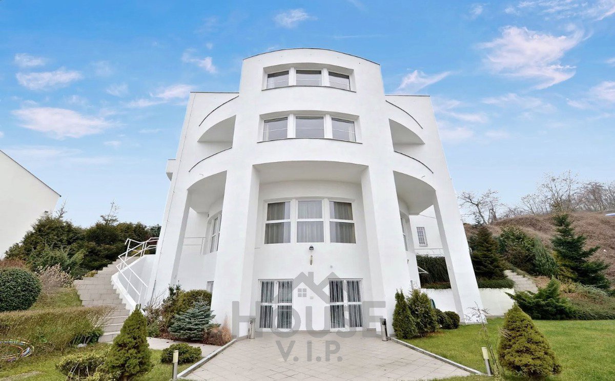 Photo 1/18